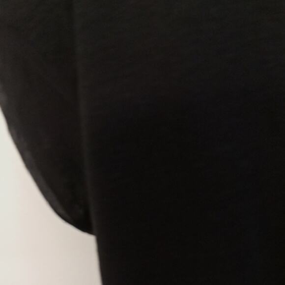 Vince Women's Size Small Cap Sleeve Black Top. Versatile, Minimalist - Picture 5 of 10